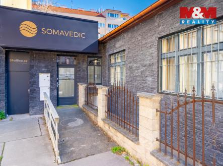 Pronájem obchodní prostor, 75 m²