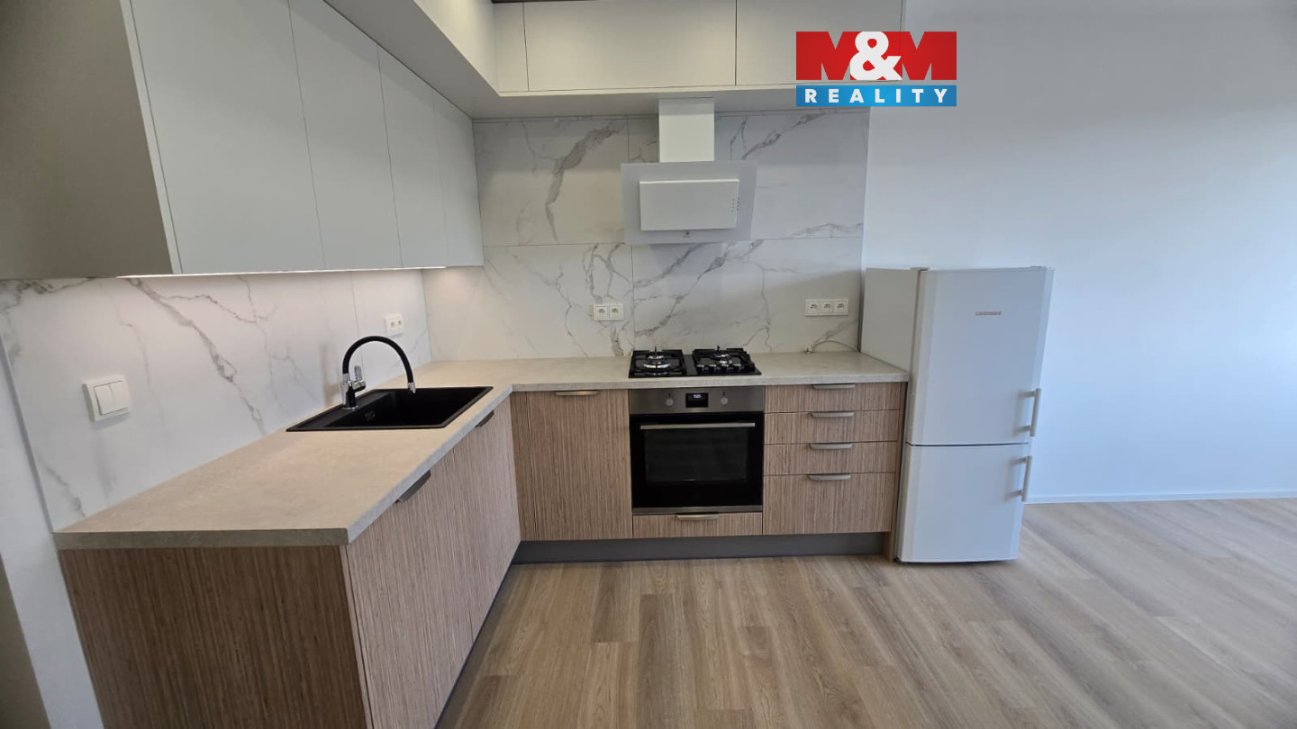 Kuchyňská linka 2.jpg