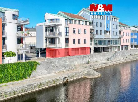 Pronájem obchodní prostor, 53 m²