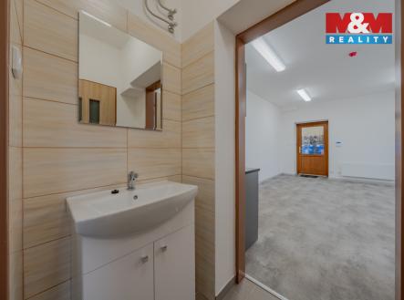 Pronájem skladovací prostor, 129 m²