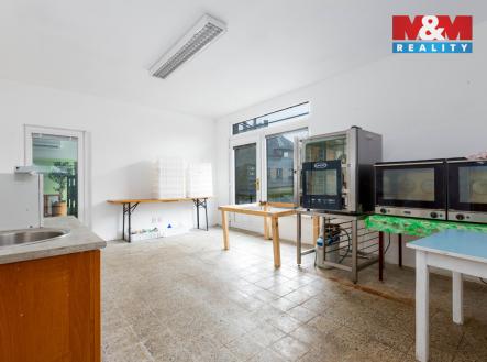 Prodej obchodní prostor, 128 m²