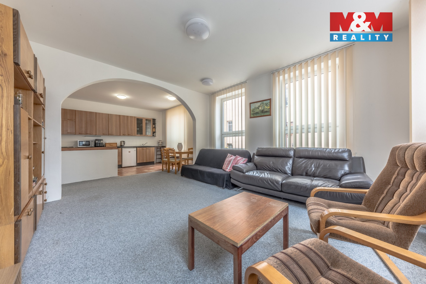 Kuchyně s obývací pokojem 1NP