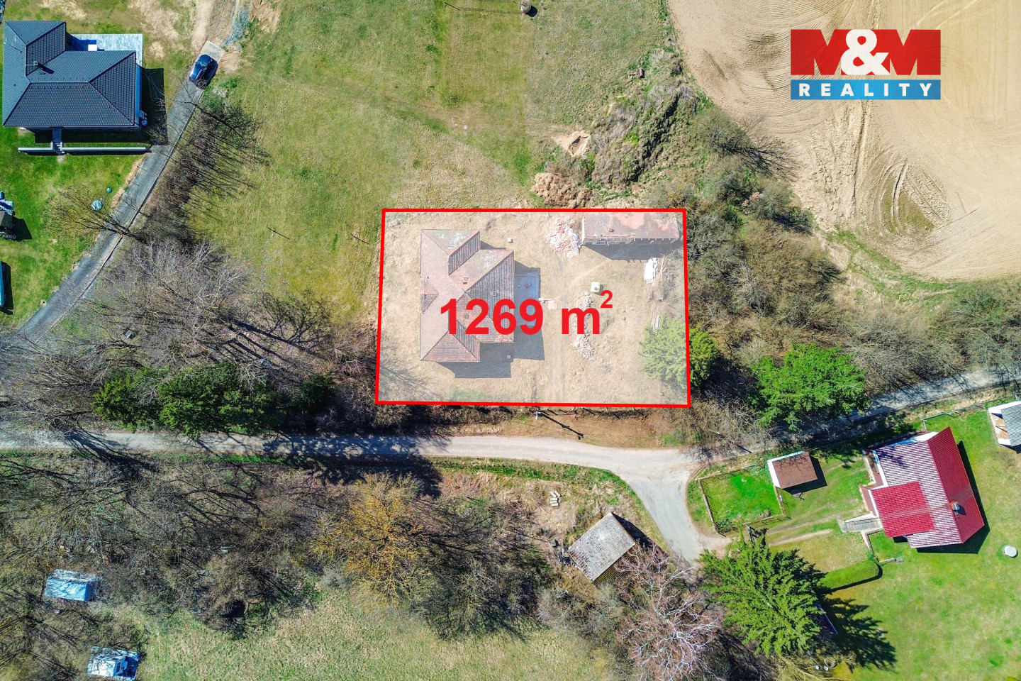 pozemek.jpg
