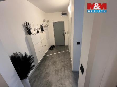 Pronájem bytu, 2+1, 54 m²