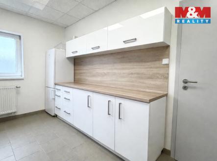 Prodej kanceláře, 173 m²