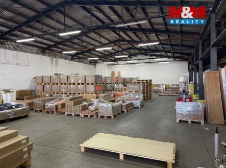 Pronájem výrobní prostor, 1 000 m²