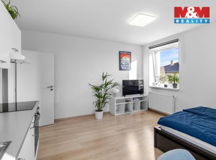 Pronájem bytu, 1+kk, 32 m²