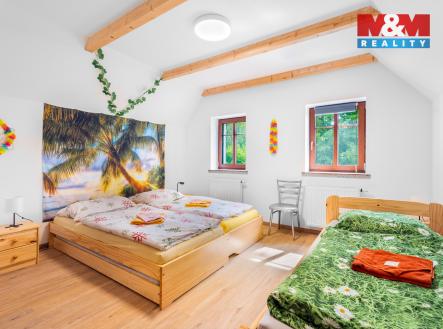 Prodej hotel, 323 m²