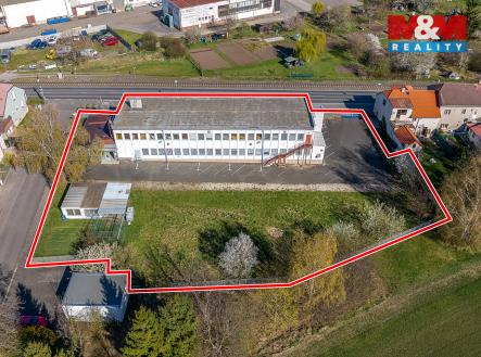 Prodej obchodní prostor, 900 m²
