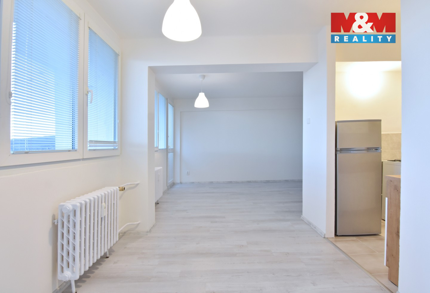 Obývací pokoj + KK