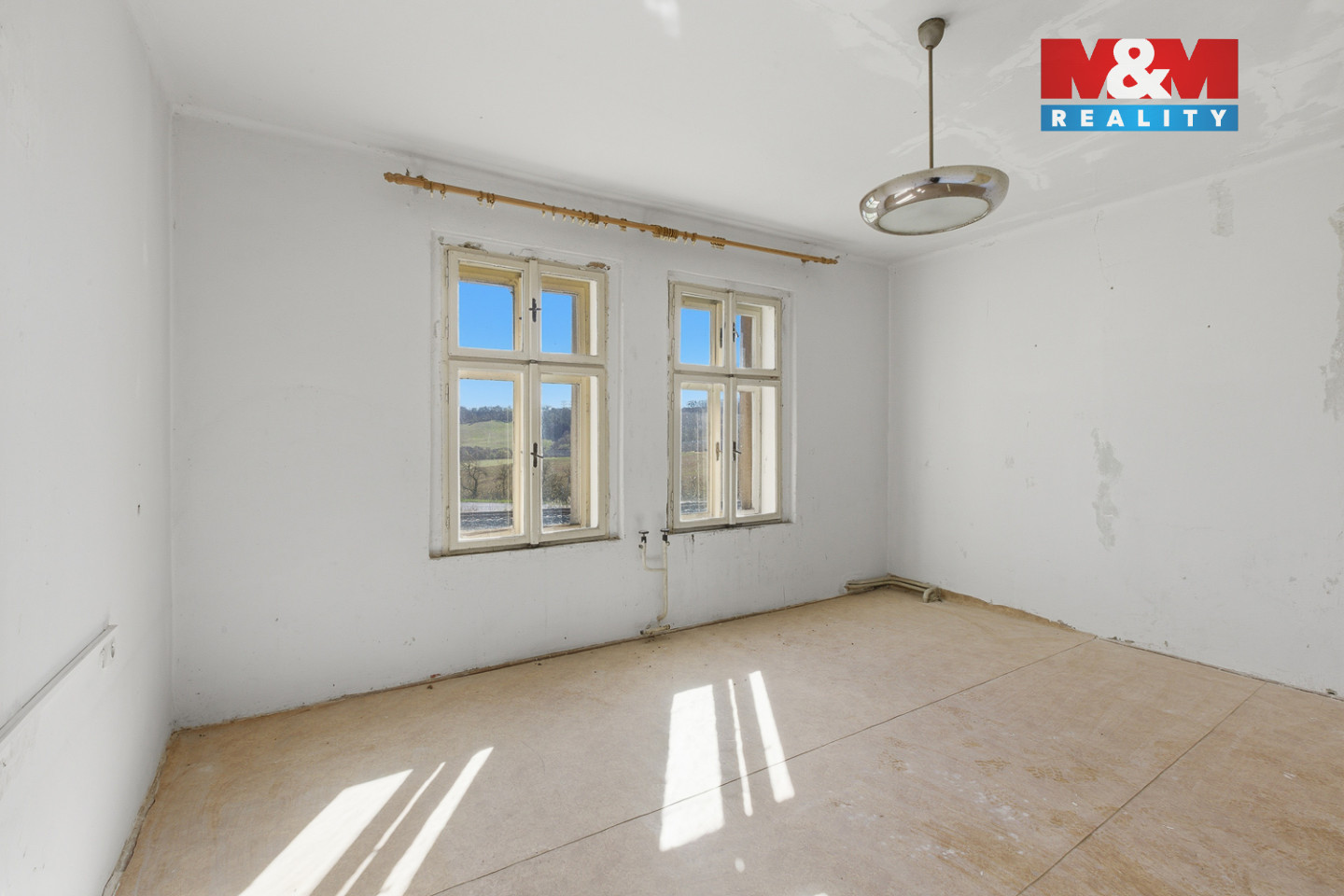 Realitni╠ü fotografie - Domous╠îice - Filip Brets╠înajder - 1.jpg