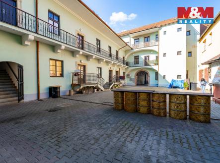 Pronájem obchodní prostor, 68 m²