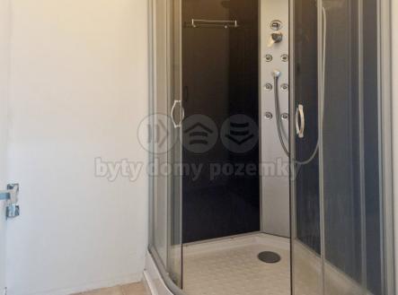 Pronájem obchodní prostor, 145 m²