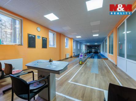 Prodej hotel, 2 700 m²