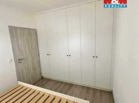 Pronájem bytu, 2+kk, 40 m²