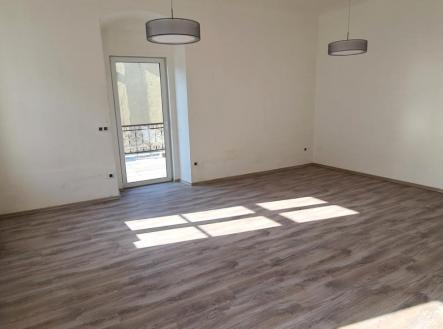 Pronájem bytu, 2+1, 81 m²