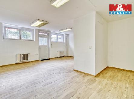 Prodej obchodní prostor, 34 m²