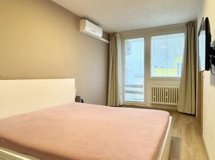 Pronájem bytu, 2+1, 51 m²