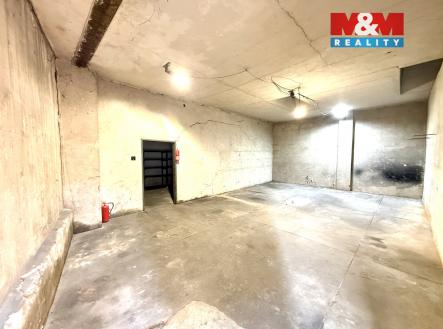 Pronájem skladovací prostor, 150 m²