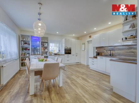 Prodej domu/vily, 197 m²