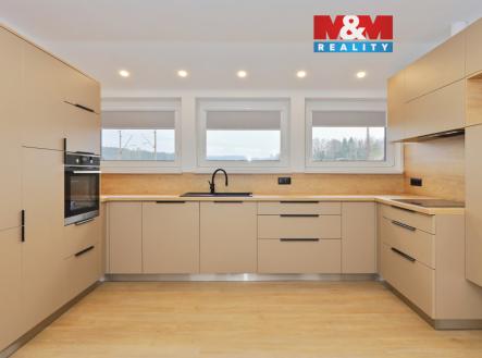 Pronájem bytu, 4+kk, 80 m²