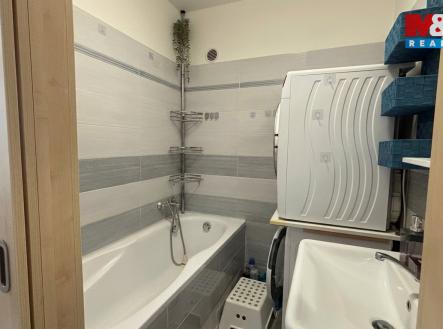 Pronájem bytu, 3+1, 82 m²