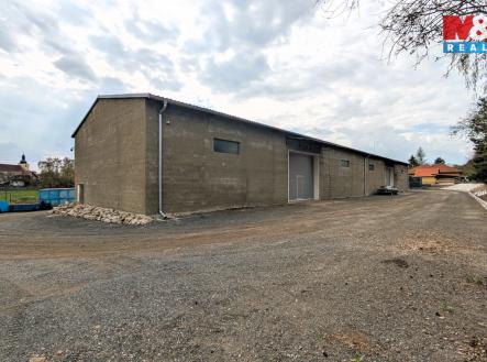 Pronájem obchodní prostor, 380 m²