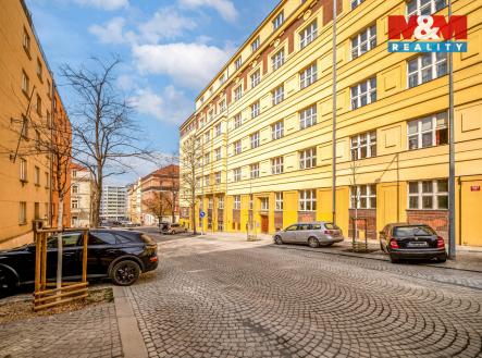 Prodej bytu, 2+1, 90 m²