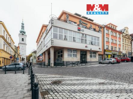 Pronájem kanceláře, 396 m²