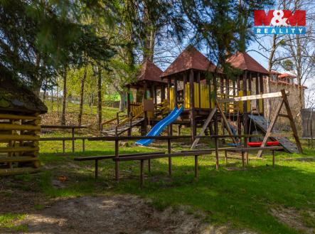 Prodej restaurace, 420 m²