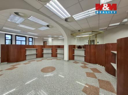 Pronájem kanceláře, 220 m²