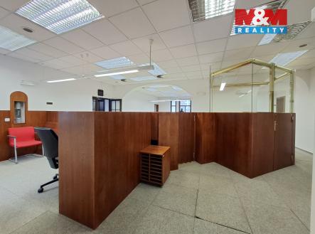 Pronájem kanceláře, 220 m²