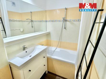 Pronájem bytu, 3+kk, 68 m²