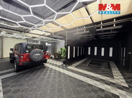 Pronájem obchodní prostor, 122 m²