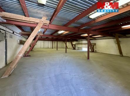 Pronájem skladovací prostor, 190 m²