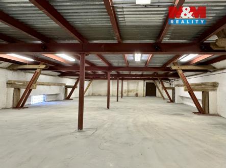 Pronájem skladu, 190 m²