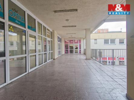 Pronájem obchodní prostor, 69 m²