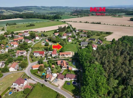 Prodej pozemku k bydlení v Hřibinách-Ledské