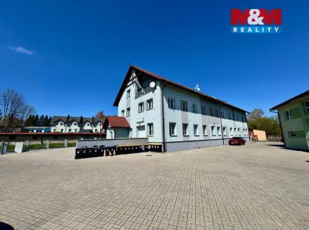 Pronájem kanceláře, 196 m²