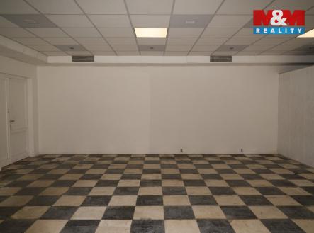 Pronájem obchodní prostor, 200 m²