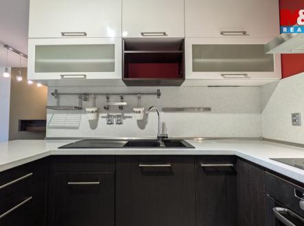 Pronájem bytu, 3+kk, 90 m²