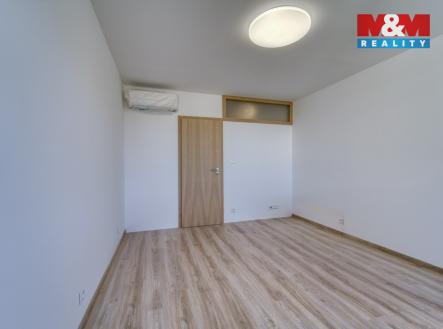 Pronájem bytu, 3+kk, 65 m²