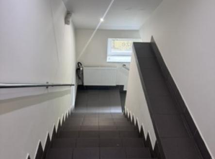 Pronájem obchodní prostor, 40 m²