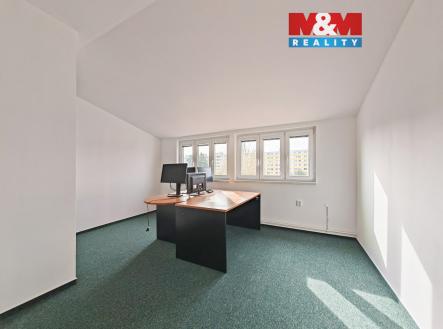 Pronájem kanceláře, 64 m²