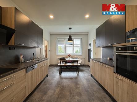 Prodej bytu, 3+1, 90 m²