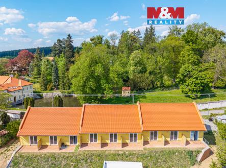 Pronájem bytu, 1+kk, 42 m²