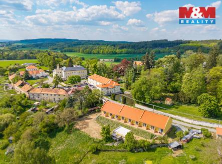 Pronájem bytu, 1+kk, 42 m²