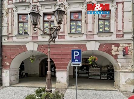 Pronájem obchodní prostor, 400 m²
