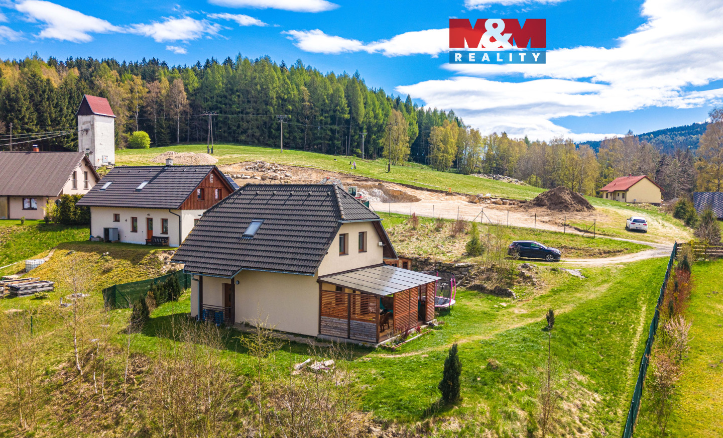 dům