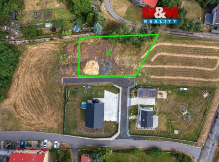 Prodej pozemku pro bydlení, 1 027 m²